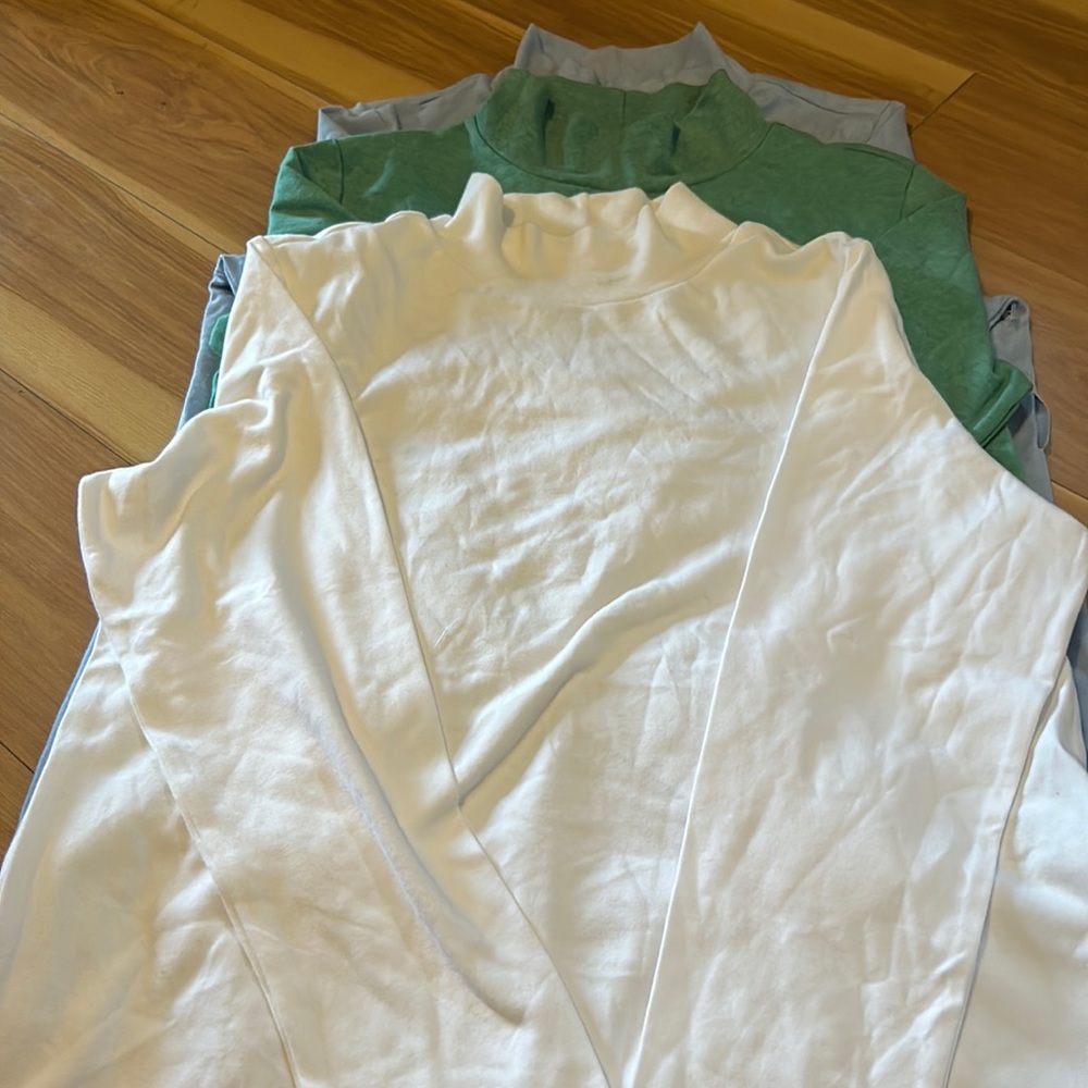 Set of 3 long sleeve shirts blue green and white
